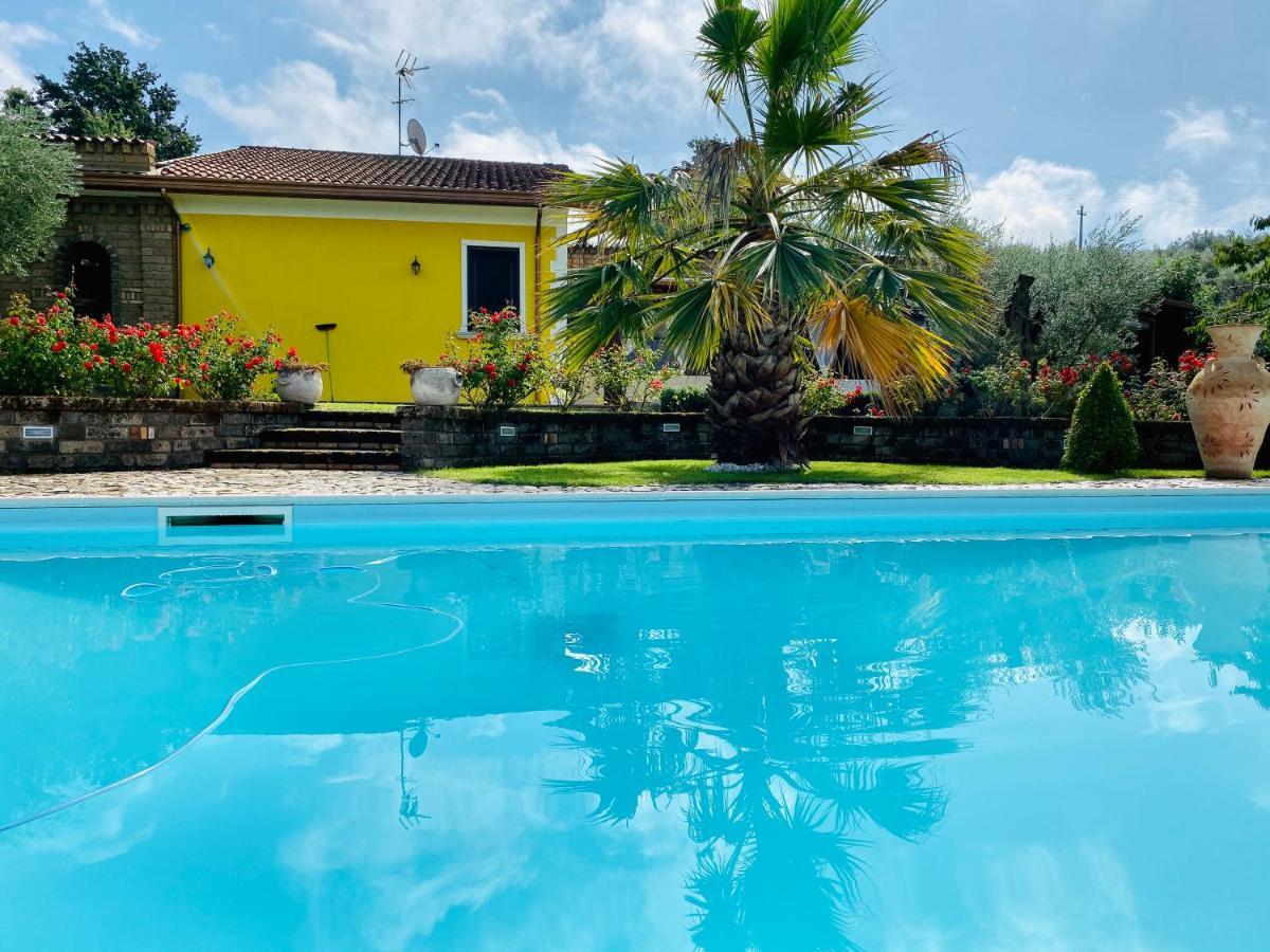 Villa "Casa Al Chiazzullo" Mirabella Eclano Bagian luar foto